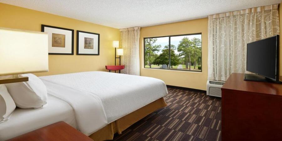 Holiday Inn Express Tifton By Ihg Eksteriør billede