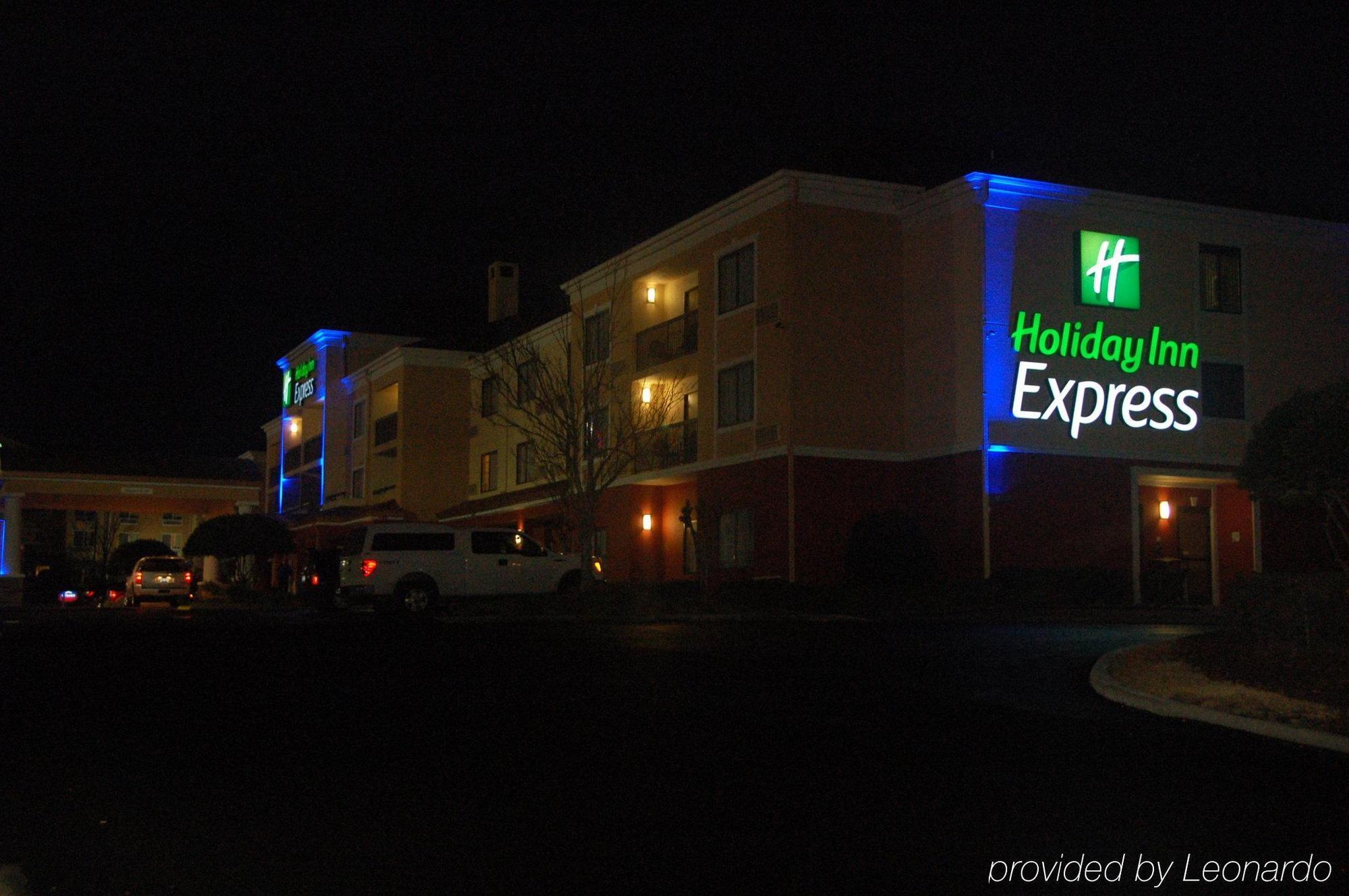 Holiday Inn Express Tifton By Ihg Eksteriør billede