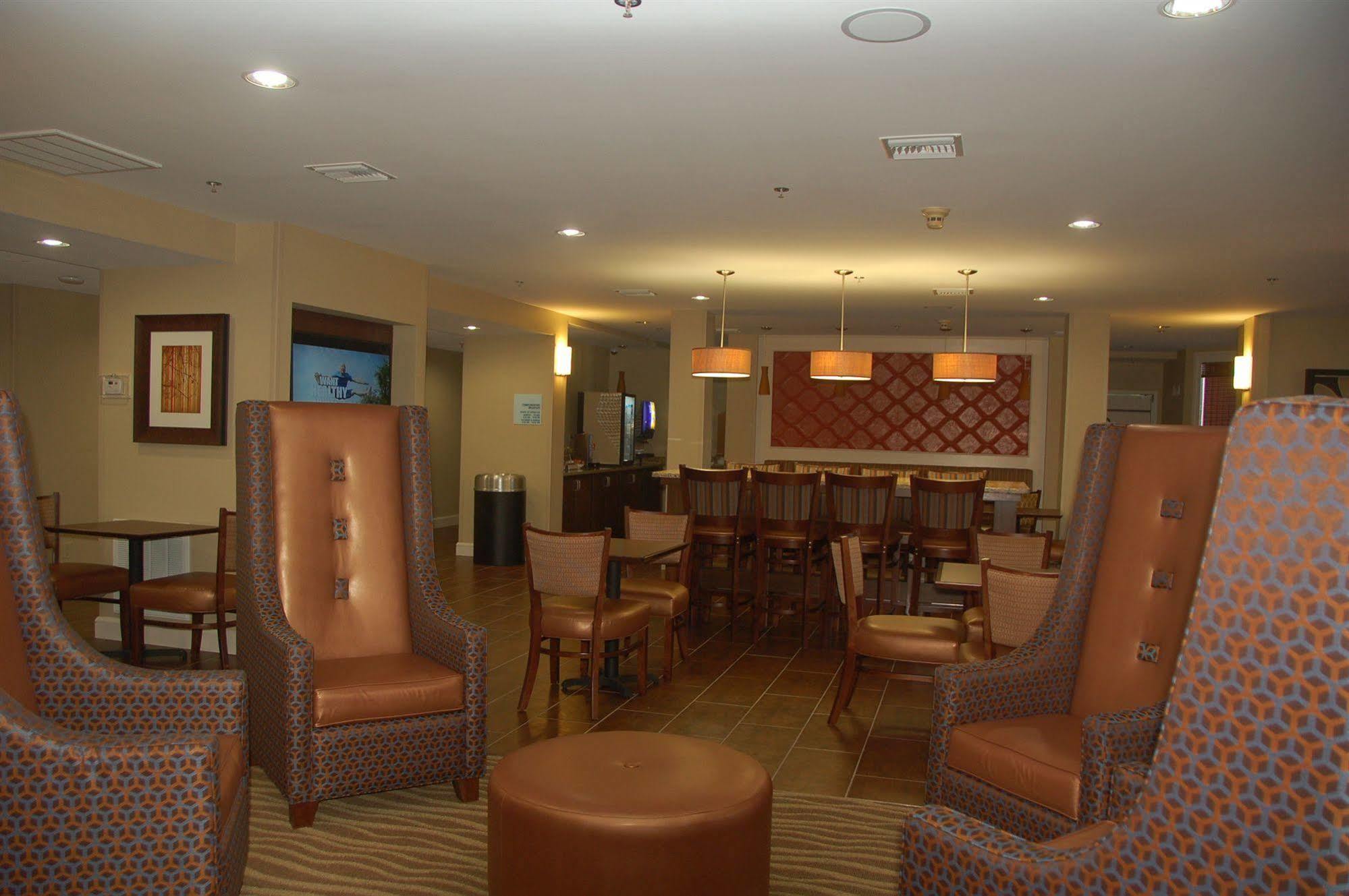 Holiday Inn Express Tifton By Ihg Eksteriør billede