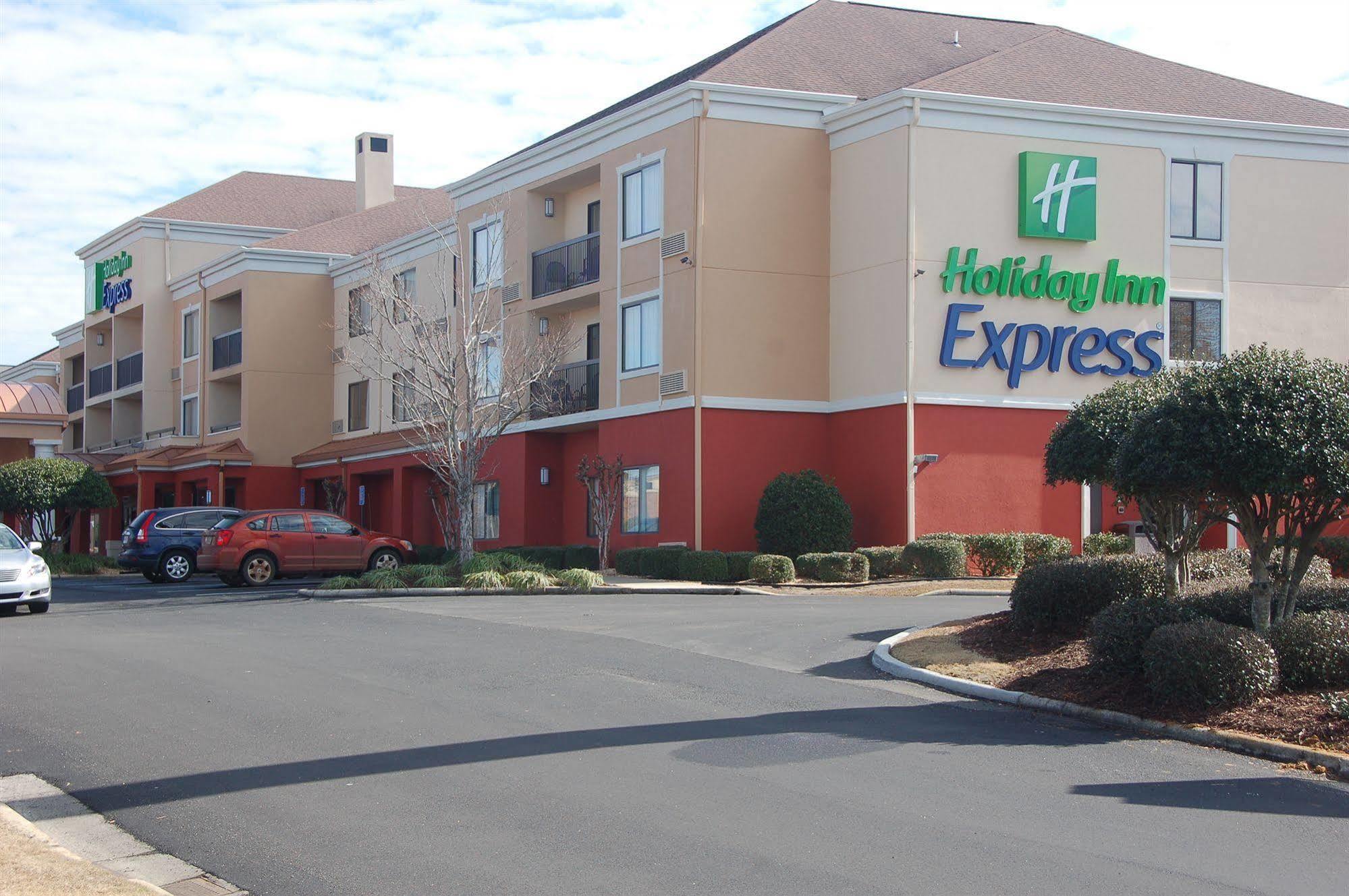 Holiday Inn Express Tifton By Ihg Eksteriør billede